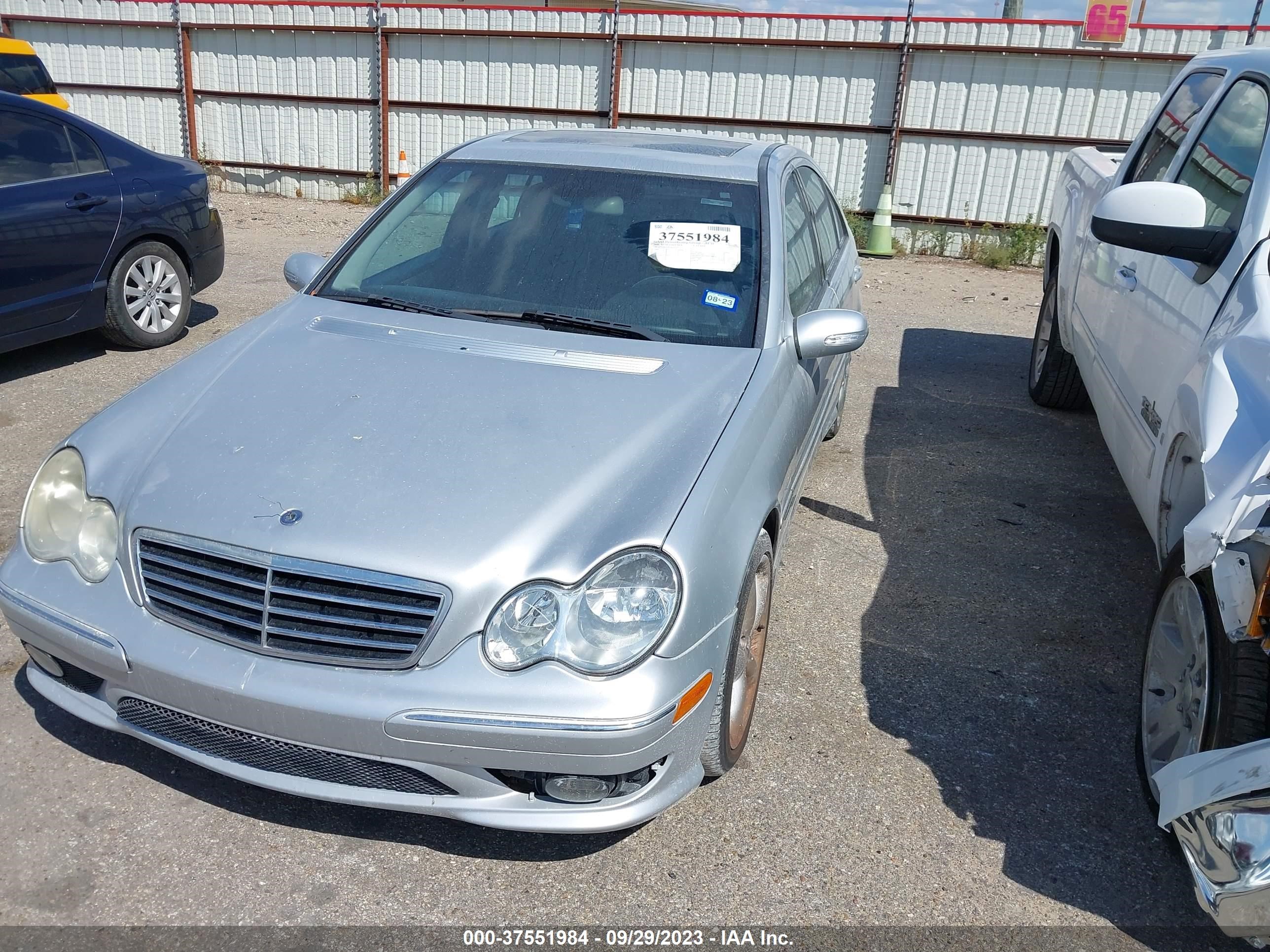 Photo 1 VIN: WDBRF52HX6E021552 - MERCEDES-BENZ C-KLASSE 