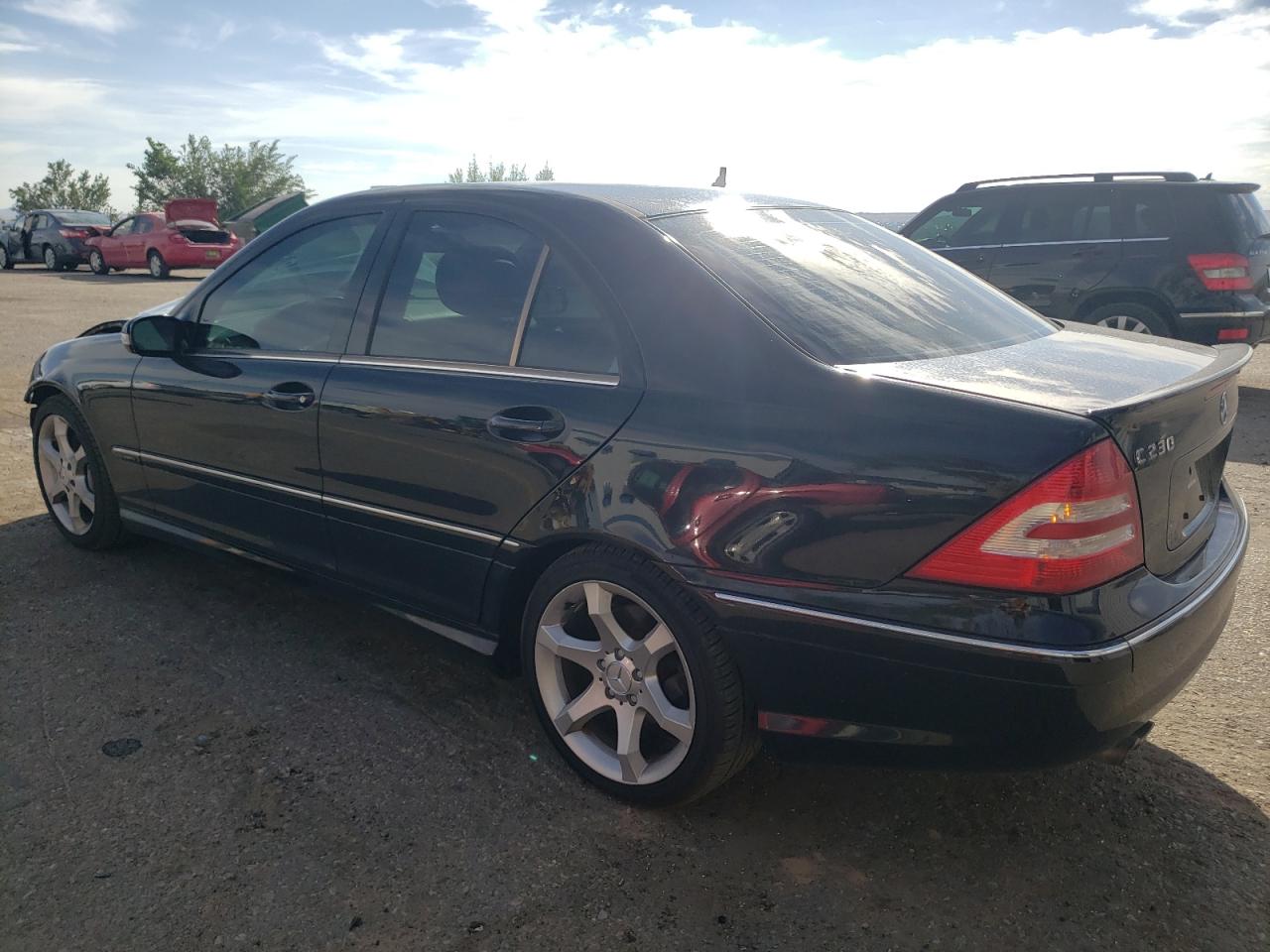 Photo 1 VIN: WDBRF52HX7F912632 - MERCEDES-BENZ C-KLASSE 