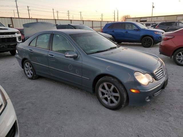 Photo 3 VIN: WDBRF54H07A932639 - MERCEDES-BENZ C-CLASS 