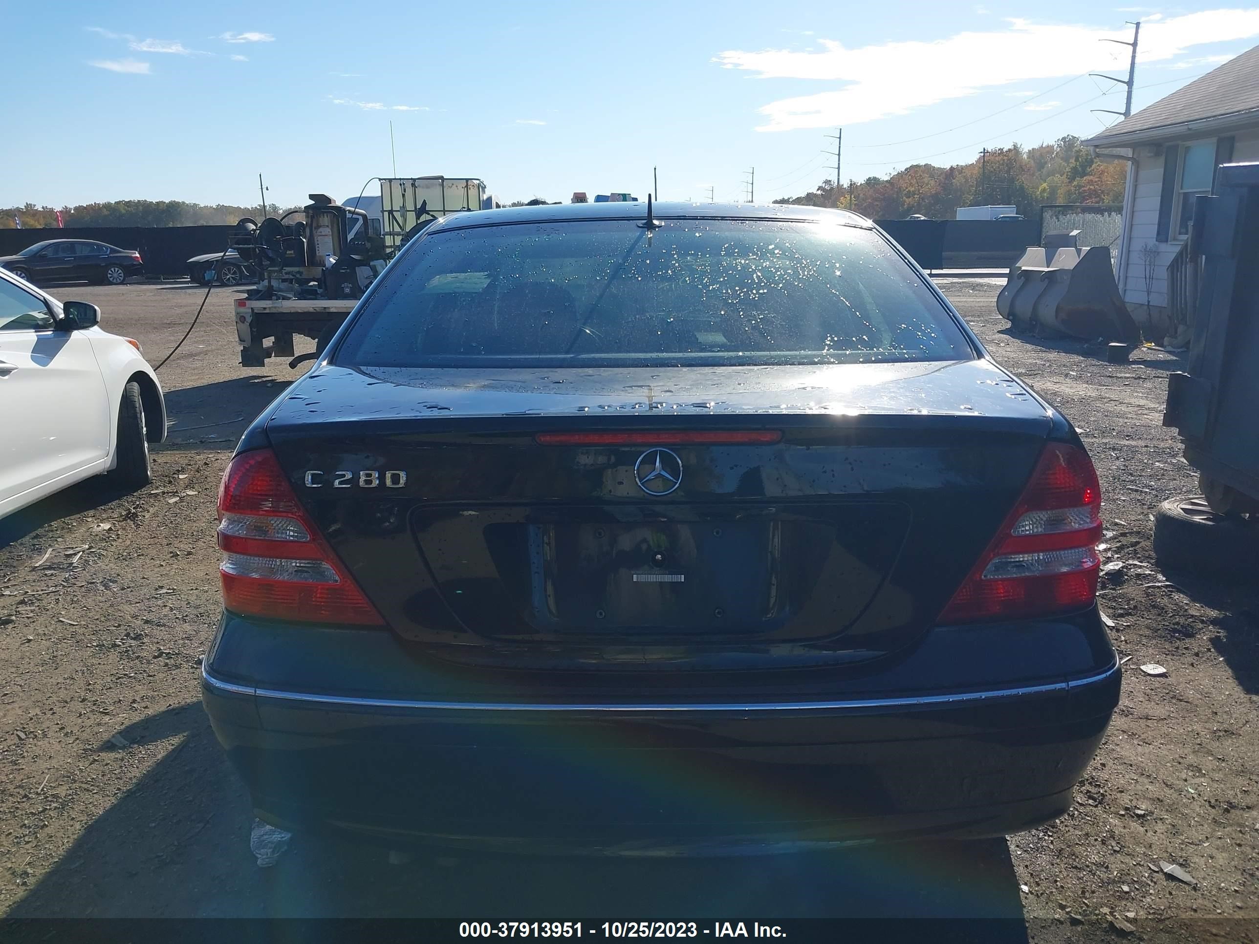 Photo 15 VIN: WDBRF54H16F820515 - MERCEDES-BENZ C-KLASSE 