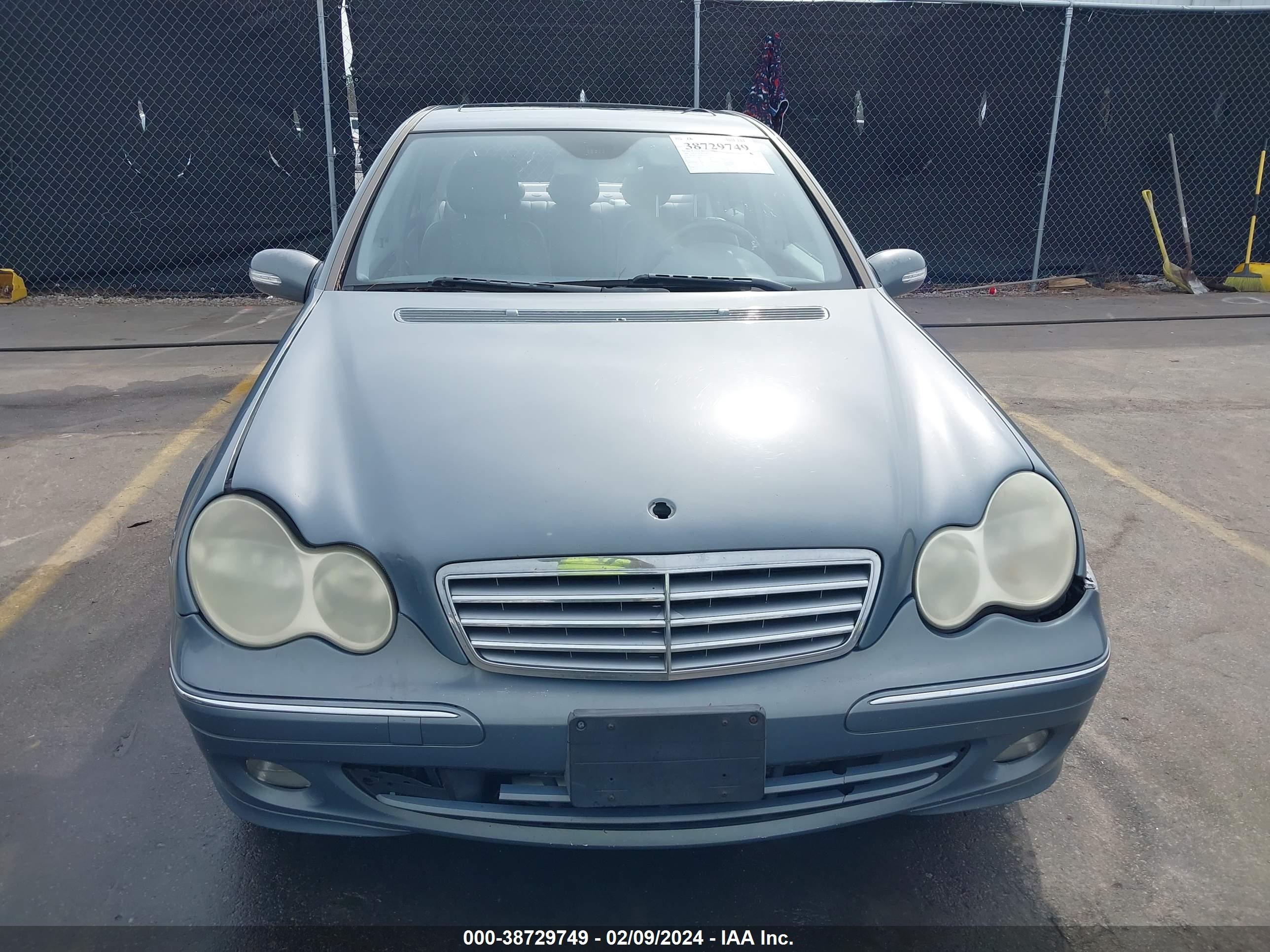 Photo 11 VIN: WDBRF54H66A835105 - MERCEDES-BENZ C-KLASSE 