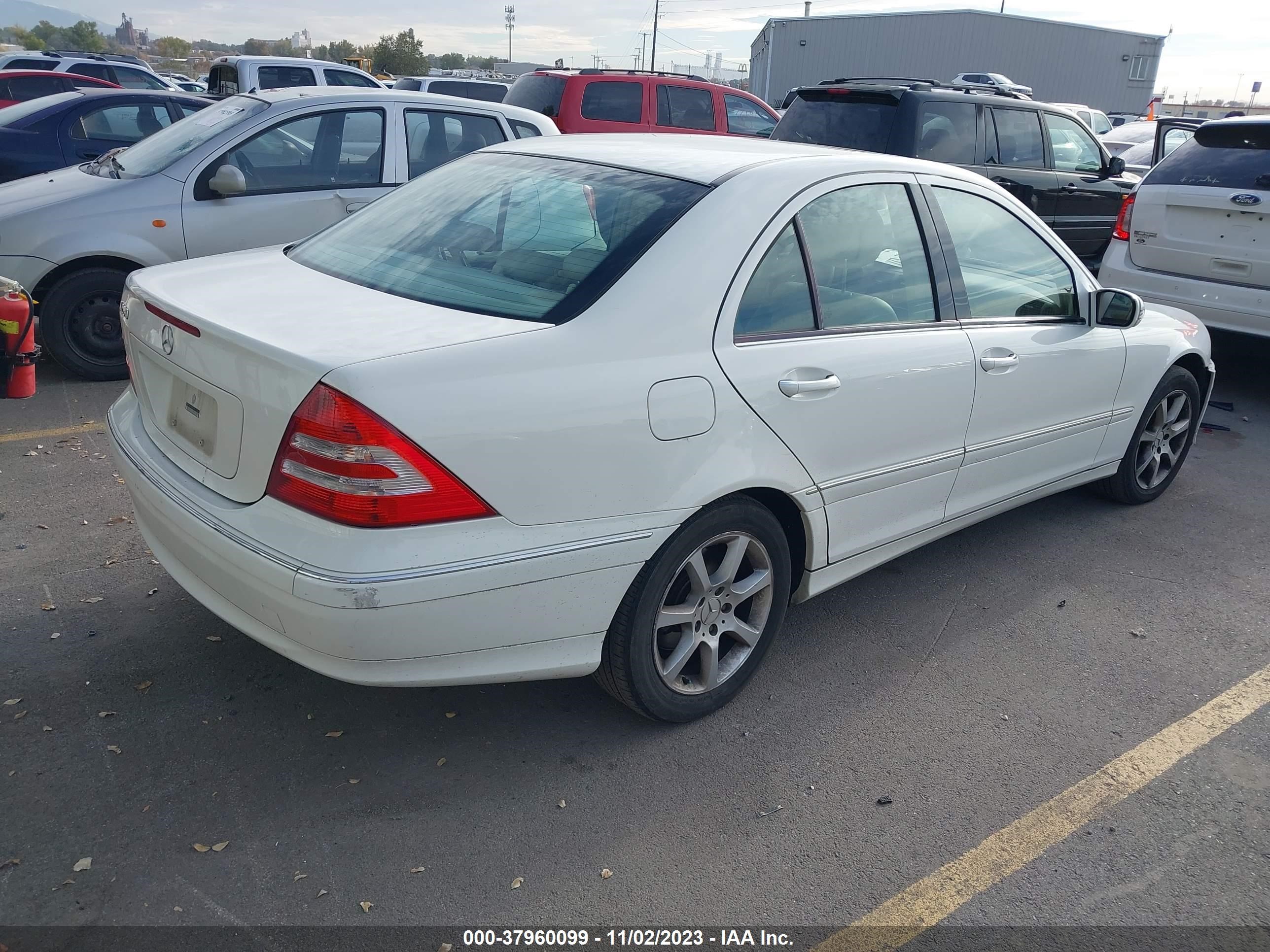 Photo 3 VIN: WDBRF54H77F883880 - MERCEDES-BENZ ALL 