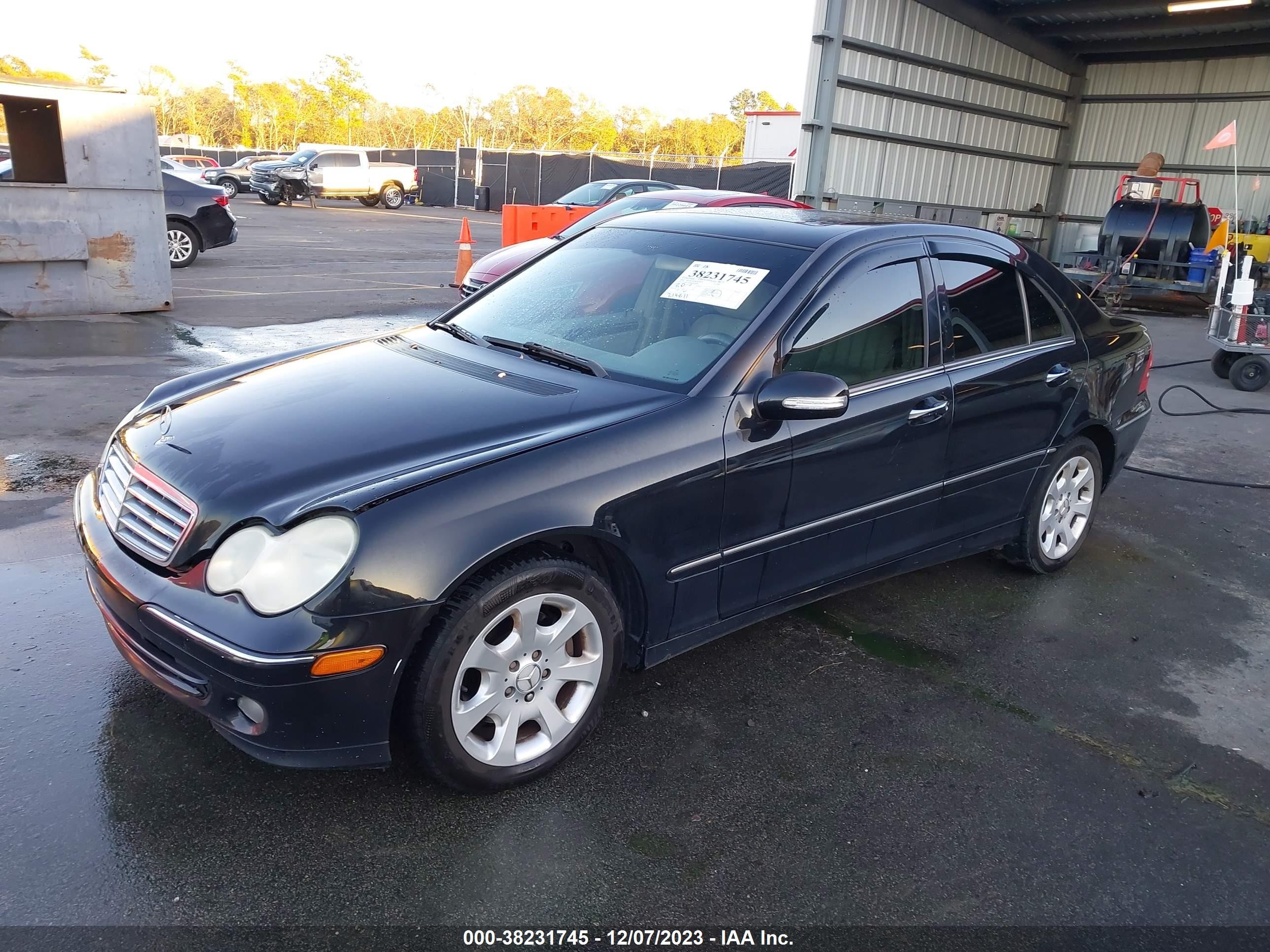 Photo 1 VIN: WDBRF54H86A856098 - MERCEDES-BENZ C-KLASSE 