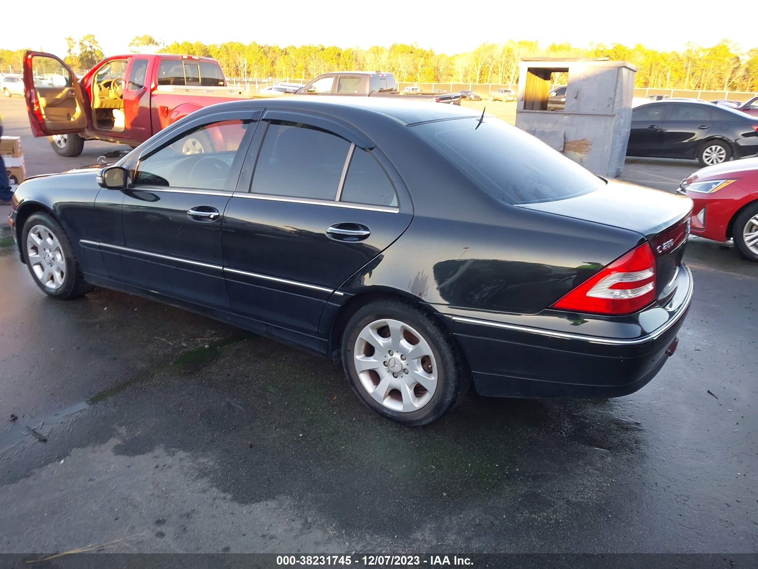 Photo 2 VIN: WDBRF54H86A856098 - MERCEDES-BENZ C-KLASSE 