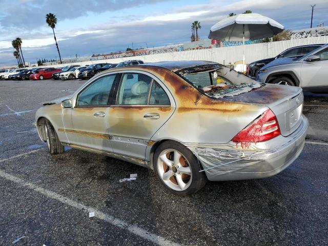 Photo 1 VIN: WDBRF61J02F140211 - MERCEDES-BENZ C-CLASS 