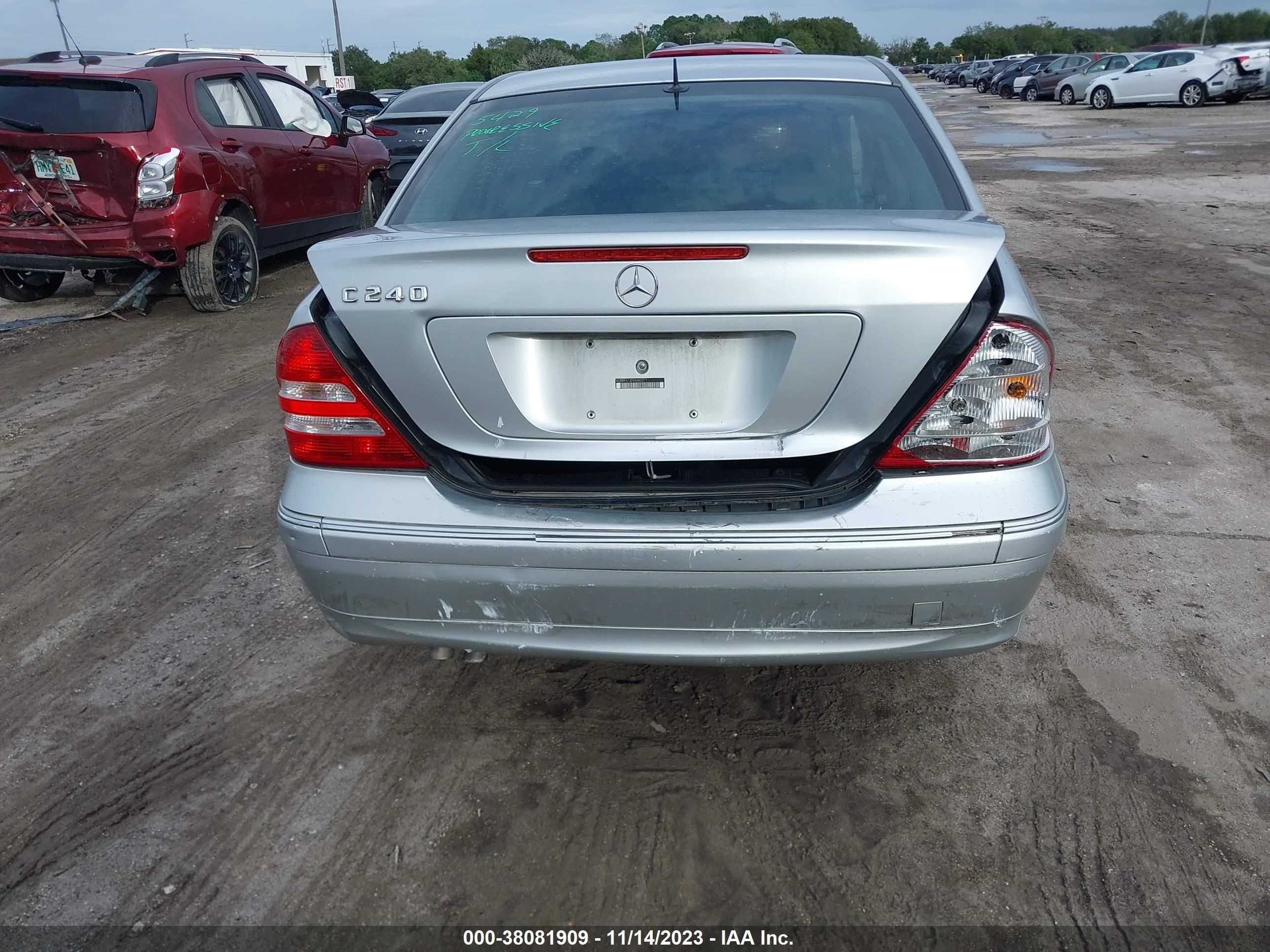 Photo 5 VIN: WDBRF61J05A662211 - MERCEDES-BENZ NULL 