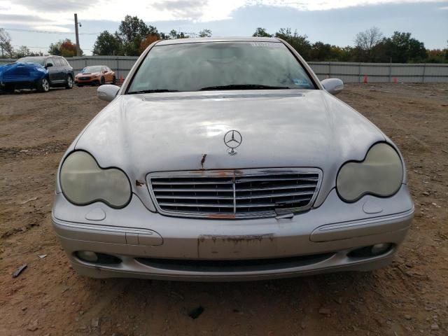 Photo 4 VIN: WDBRF61J12F260342 - MERCEDES-BENZ C-CLASS 