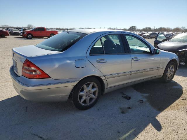 Photo 2 VIN: WDBRF61J23E010731 - MERCEDES-BENZ C-CLASS 