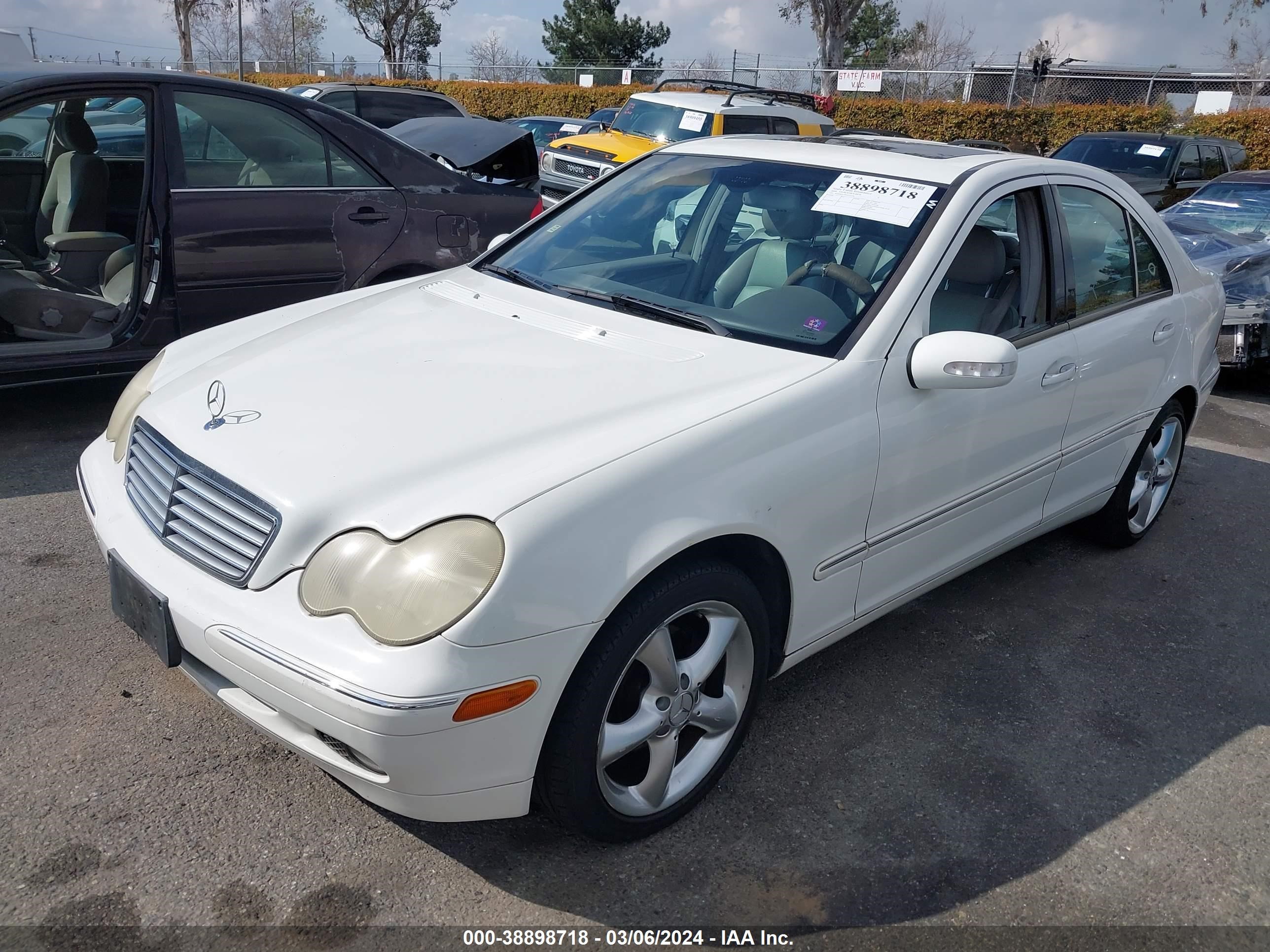 Photo 1 VIN: WDBRF61J24A572301 - MERCEDES-BENZ NULL 