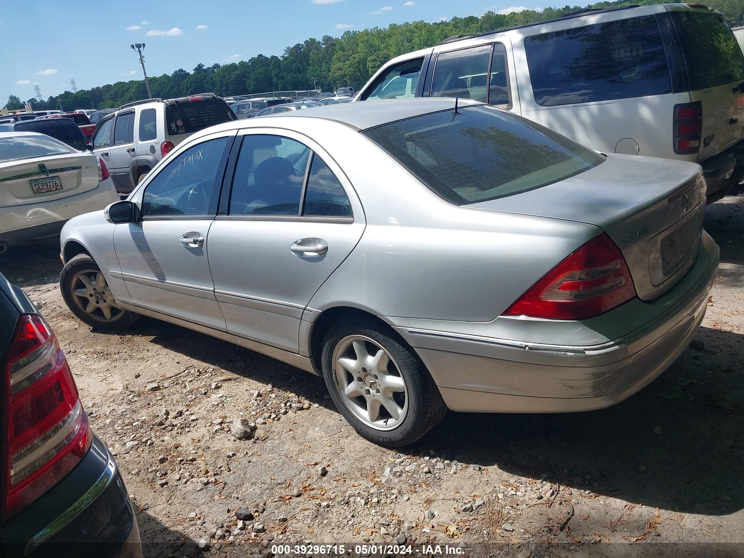 Photo 2 VIN: WDBRF61J32F256826 - MERCEDES-BENZ C-KLASSE 