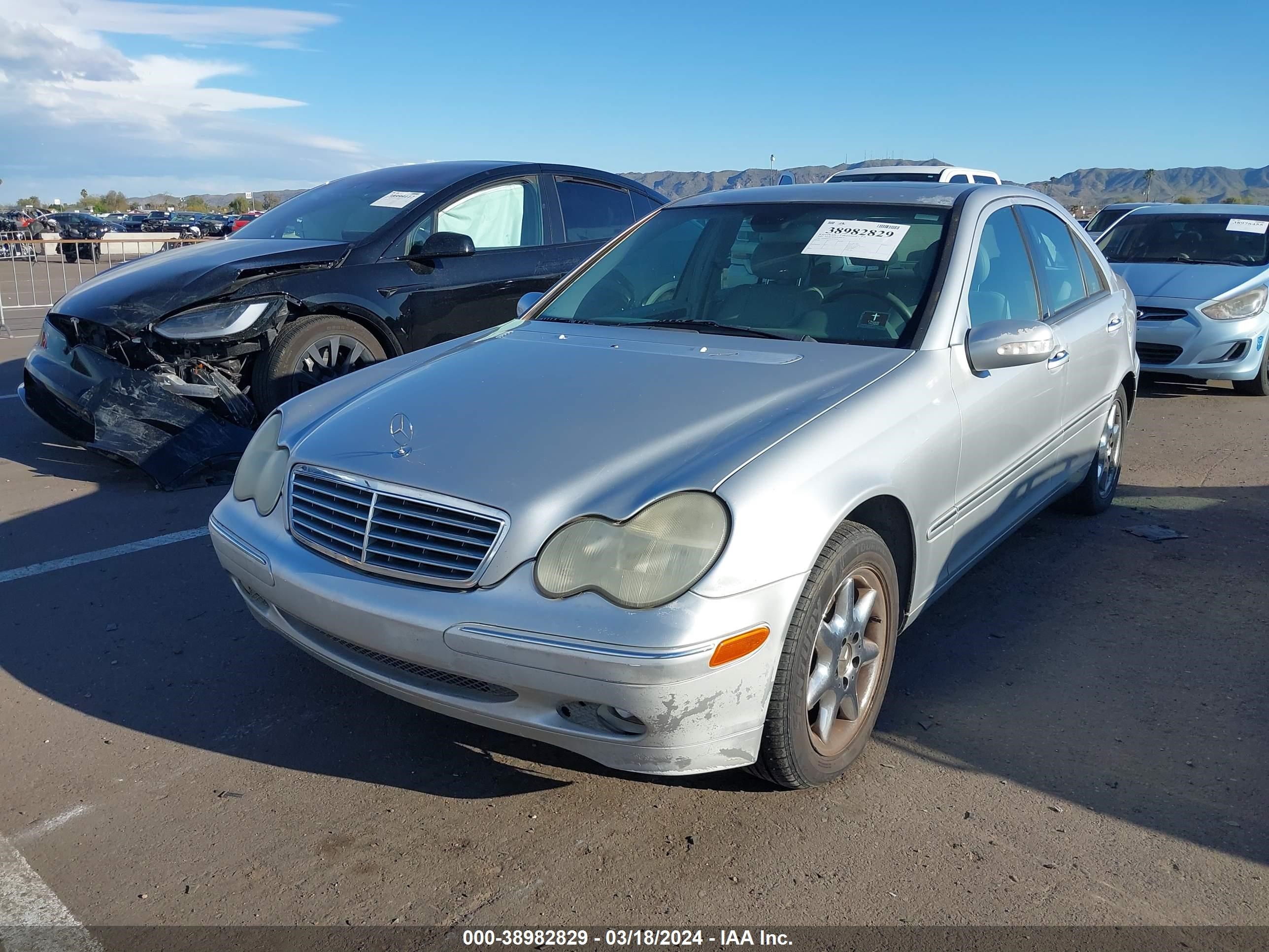 Photo 1 VIN: WDBRF61J52F253362 - MERCEDES-BENZ NULL 