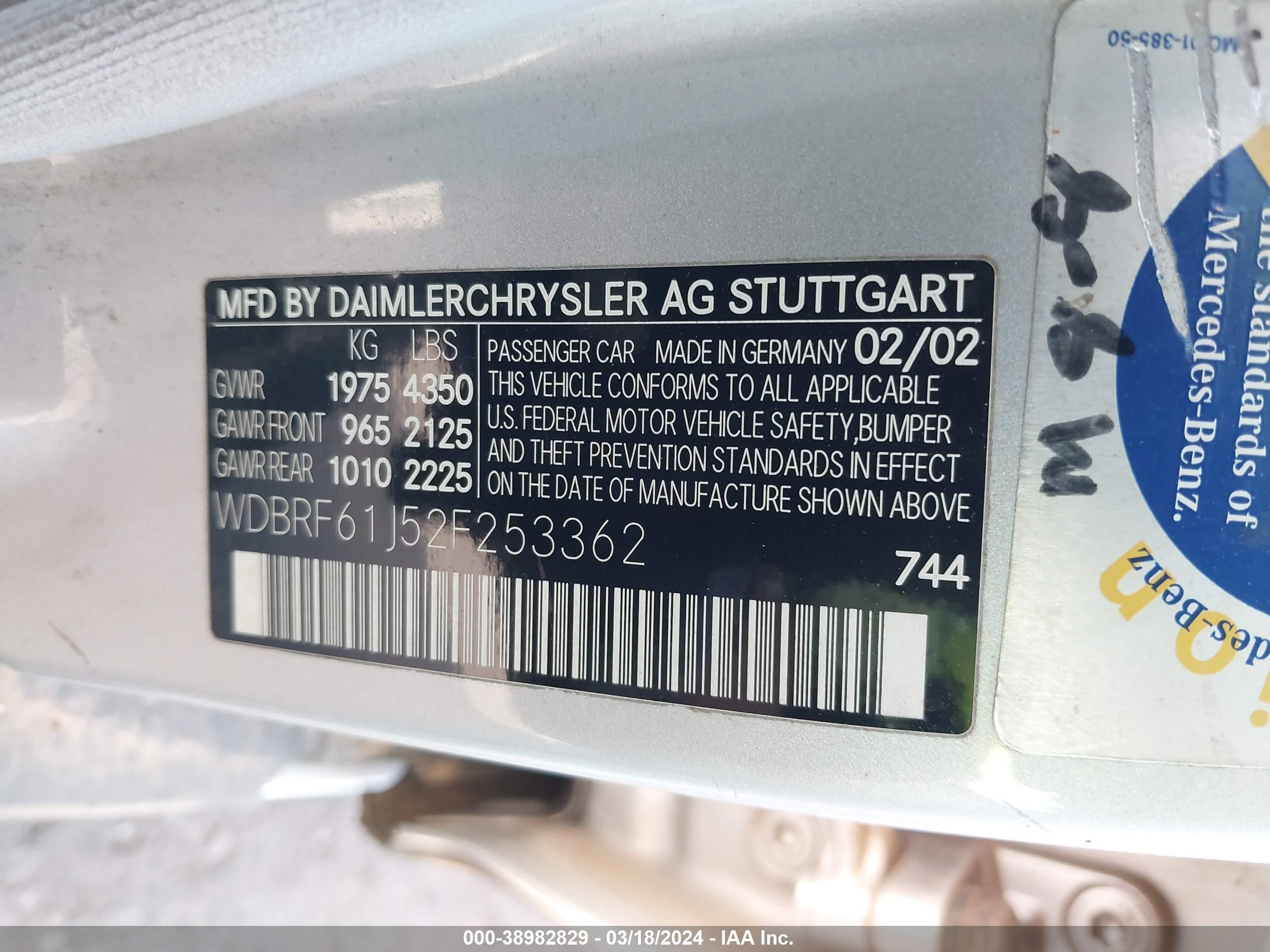 Photo 8 VIN: WDBRF61J52F253362 - MERCEDES-BENZ NULL 