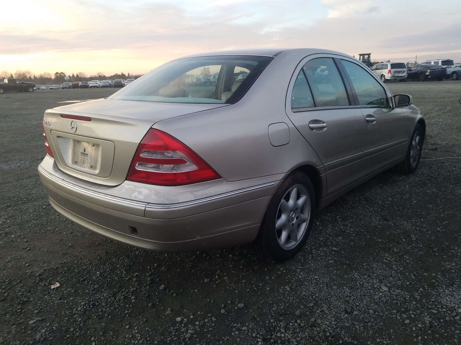 Photo 3 VIN: WDBRF61J63F438246 - MERCEDES-BENZ C 240 