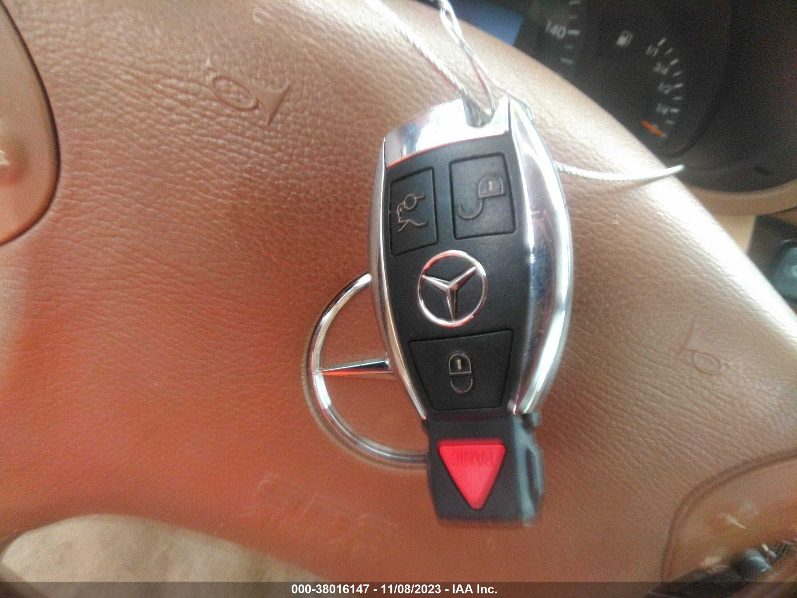 Photo 10 VIN: WDBRF61J64E019059 - MERCEDES-BENZ NULL 