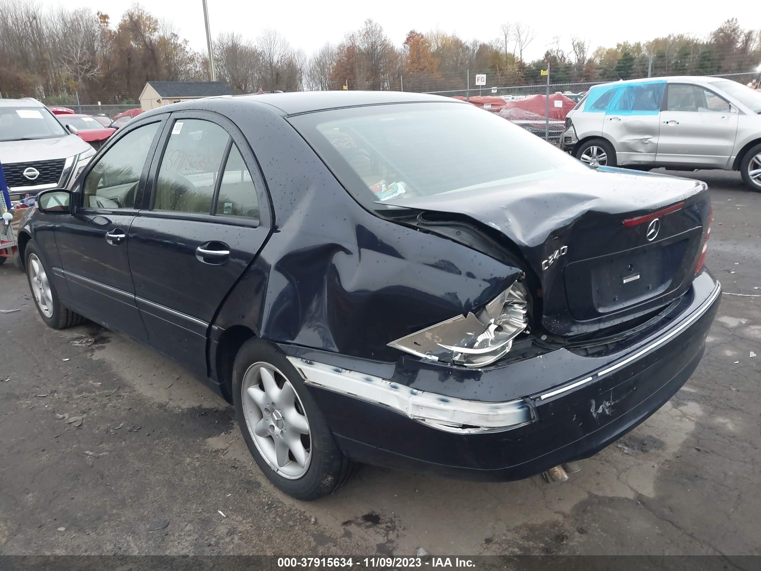 Photo 2 VIN: WDBRF61J94A550800 - ACURA ILX 