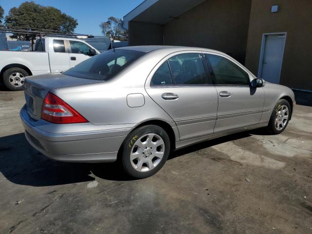 Photo 2 VIN: WDBRF61J95A694249 - MERCEDES-BENZ C 240 