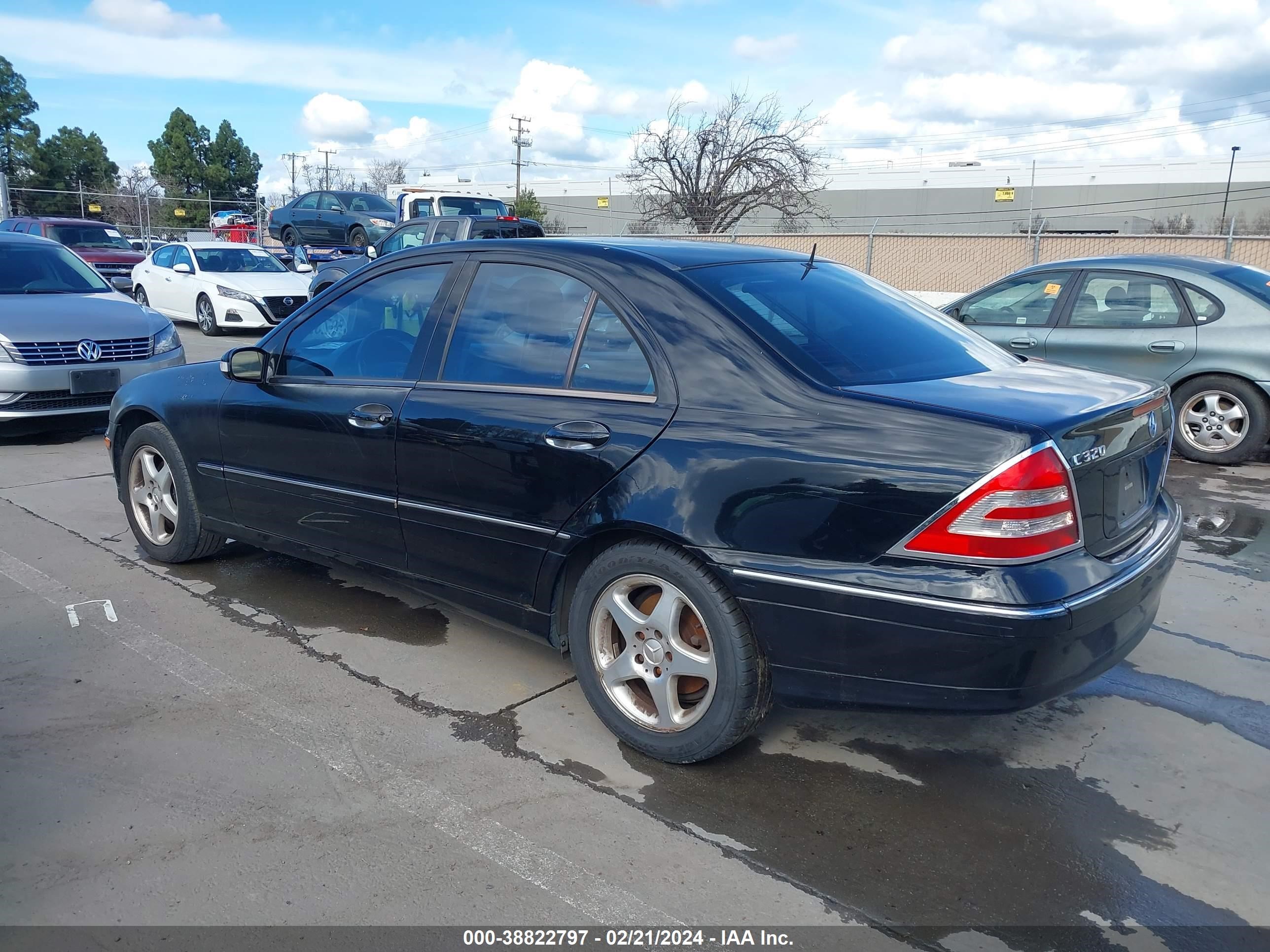 Photo 2 VIN: WDBRF64J41F130534 - MERCEDES-BENZ NULL 