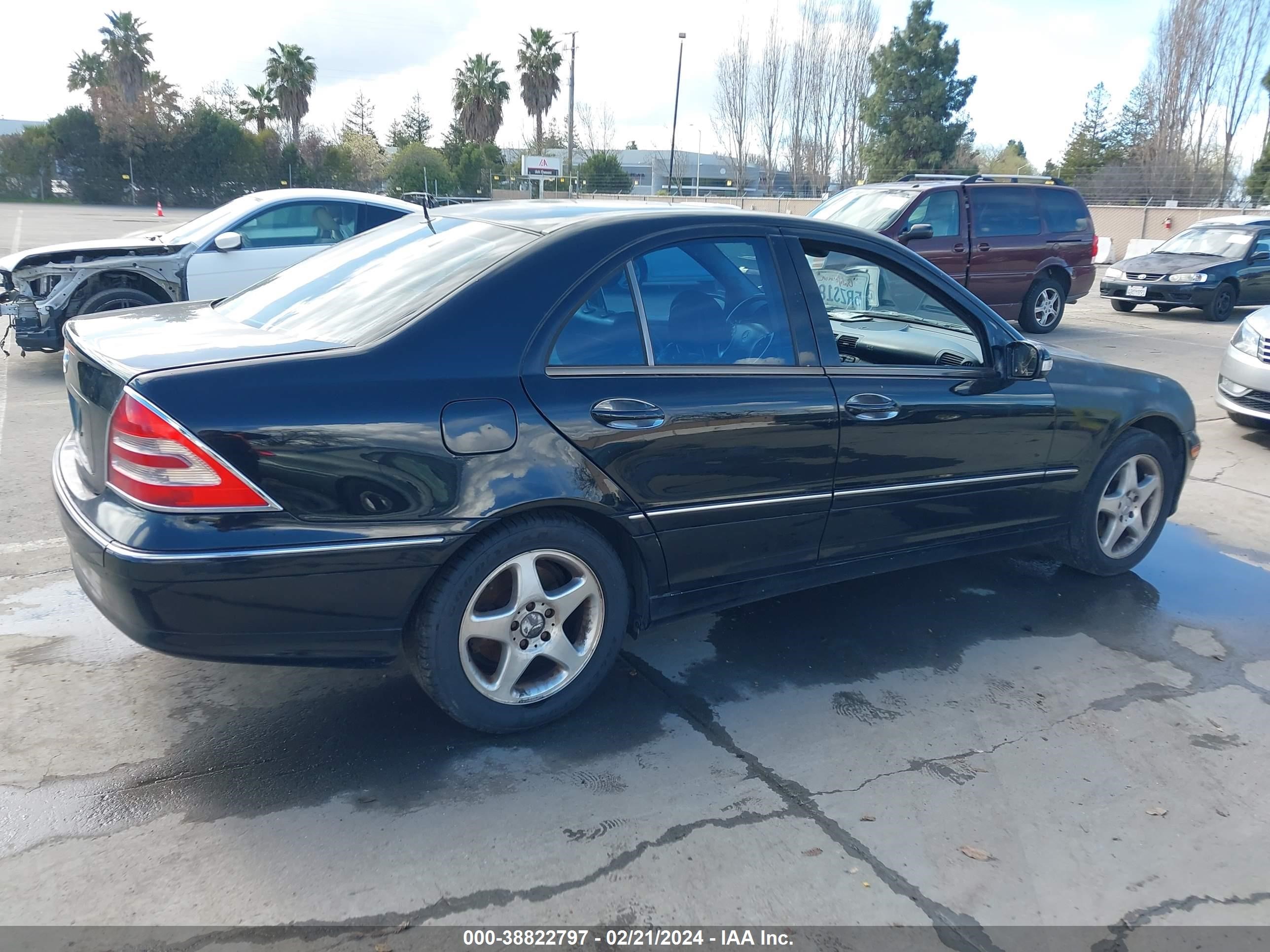 Photo 3 VIN: WDBRF64J41F130534 - MERCEDES-BENZ NULL 