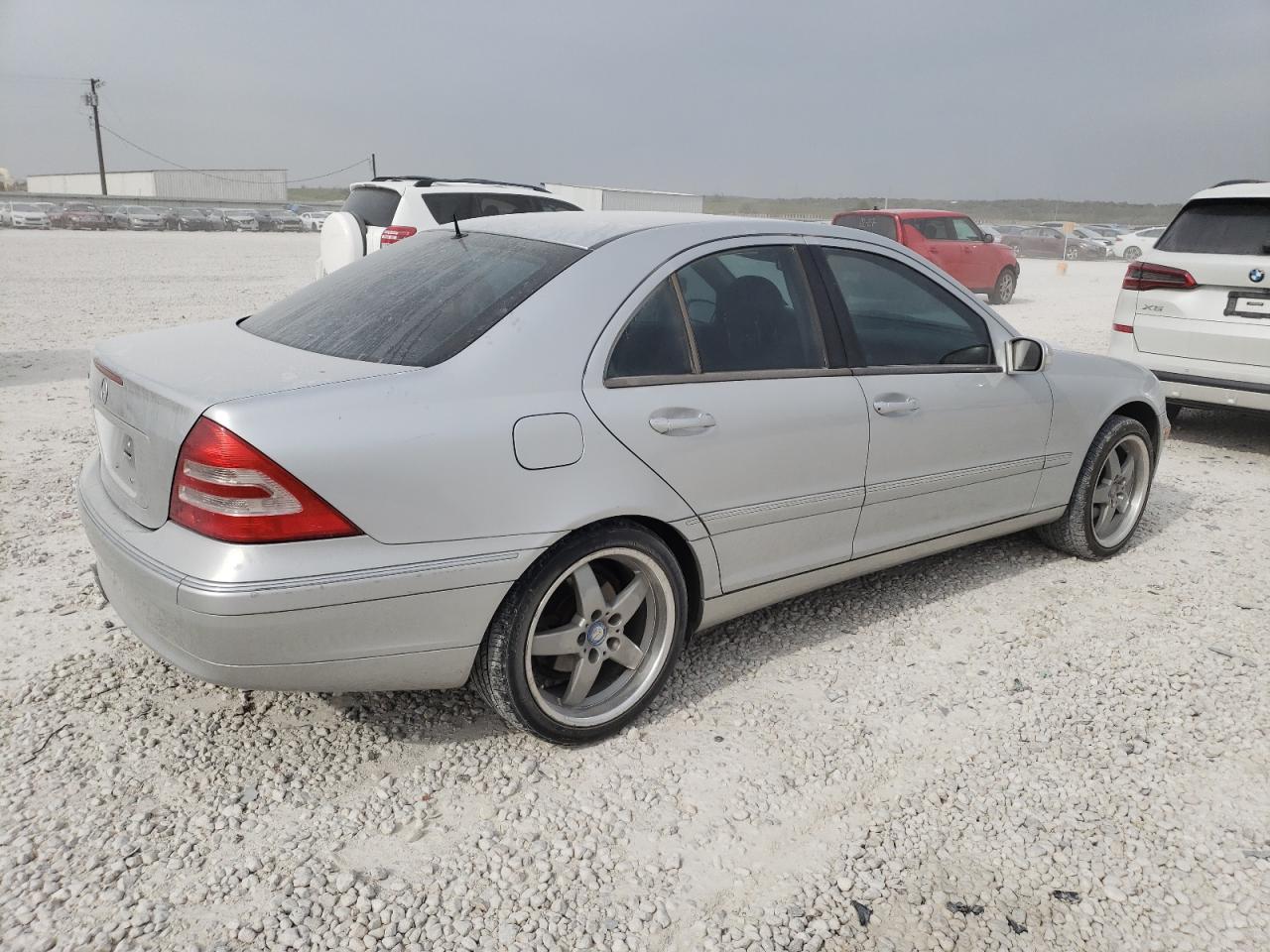 Photo 2 VIN: WDBRF64J61F113881 - MERCEDES-BENZ C-KLASSE 