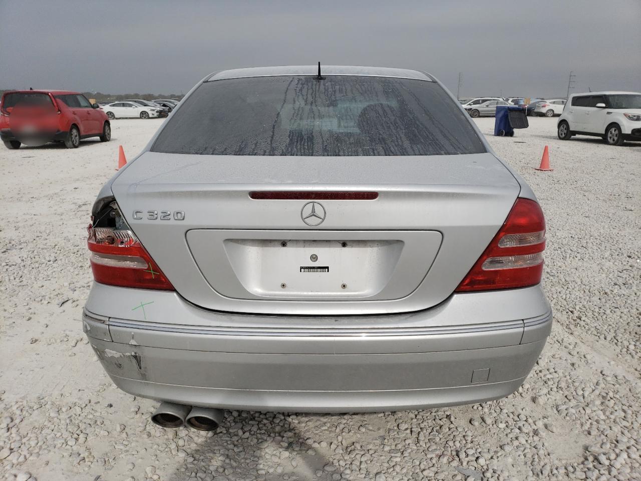 Photo 5 VIN: WDBRF64J61F113881 - MERCEDES-BENZ C-KLASSE 