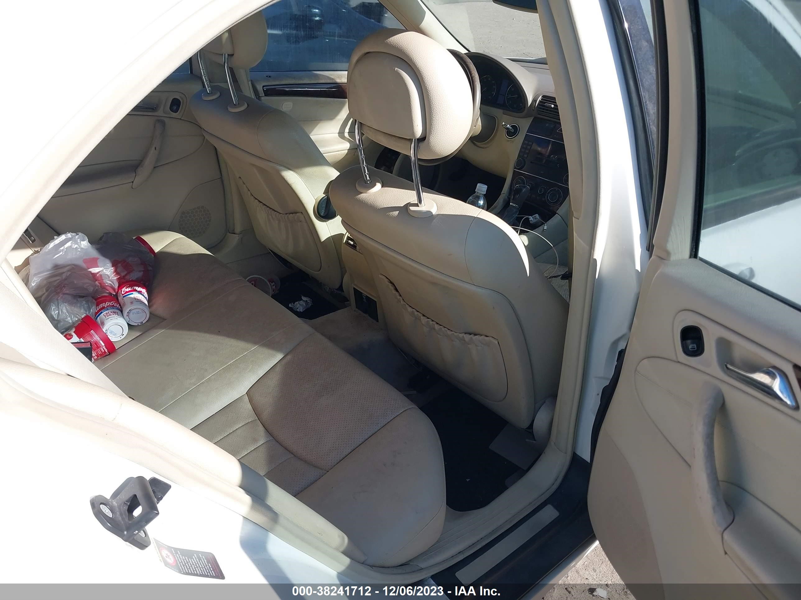 Photo 7 VIN: WDBRF64J65F580594 - MERCEDES-BENZ C-KLASSE 