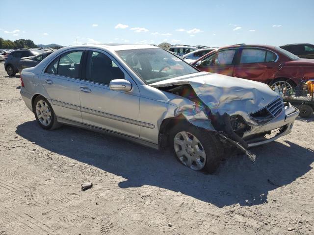 Photo 3 VIN: WDBRF64J75F585674 - MERCEDES-BENZ C320 