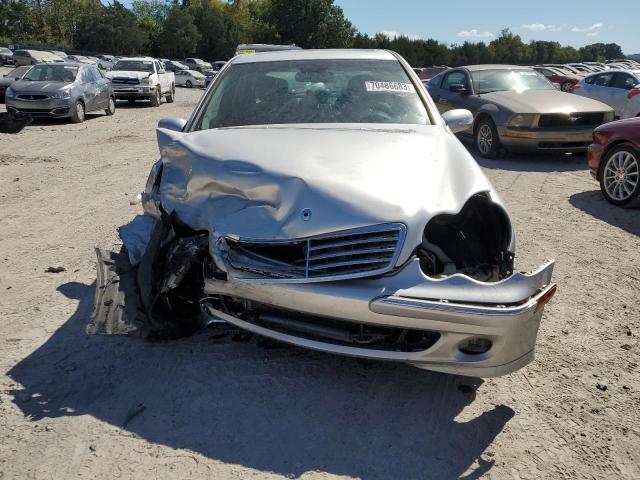 Photo 4 VIN: WDBRF64J75F585674 - MERCEDES-BENZ C320 