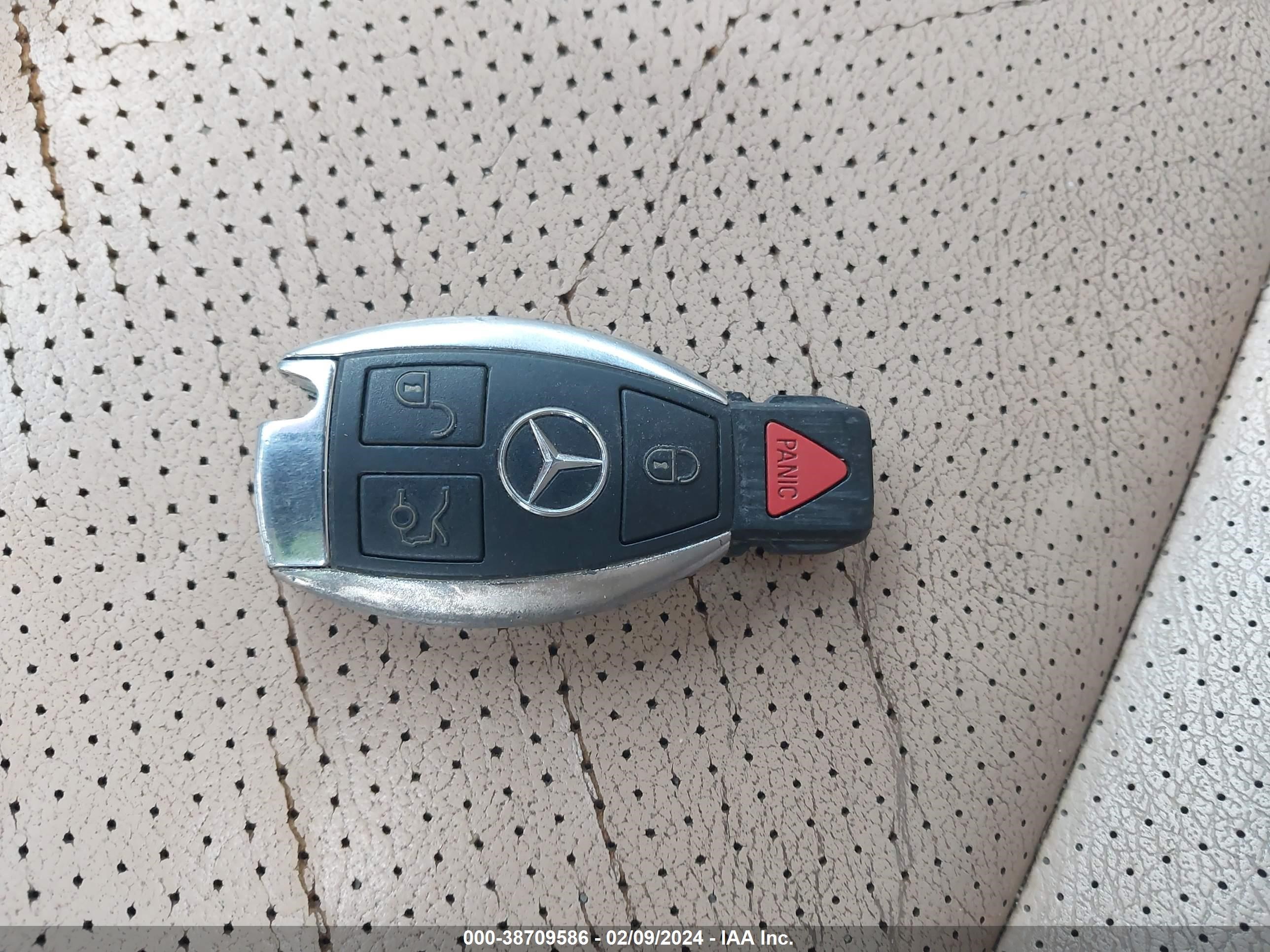 Photo 10 VIN: WDBRF64J92E006847 - MERCEDES-BENZ C-KLASSE 