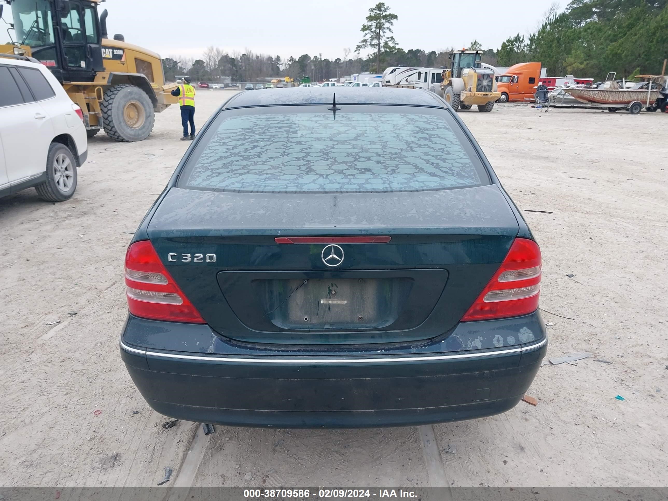 Photo 15 VIN: WDBRF64J92E006847 - MERCEDES-BENZ C-KLASSE 