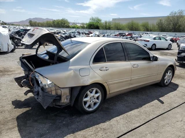 Photo 2 VIN: WDBRF64JX1F085048 - MERCEDES-BENZ C 320 