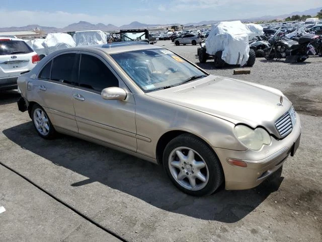 Photo 3 VIN: WDBRF64JX1F085048 - MERCEDES-BENZ C 320 