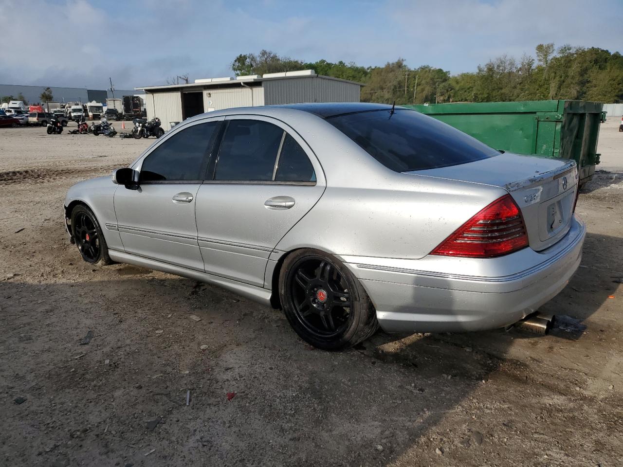 Photo 1 VIN: WDBRF65J02F162557 - MERCEDES-BENZ C-KLASSE 