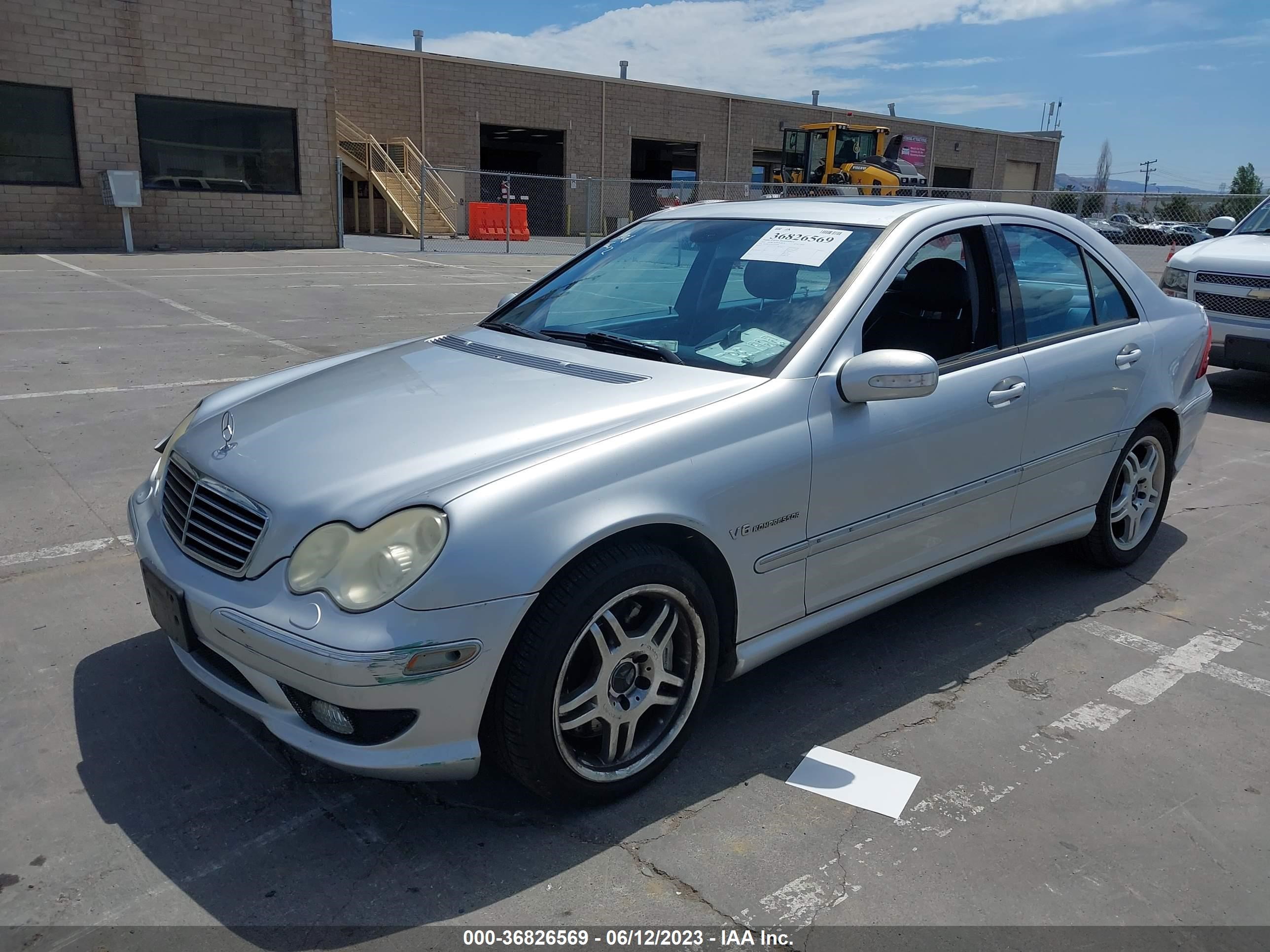 Photo 1 VIN: WDBRF65J24F510894 - MERCEDES-BENZ C-KLASSE 