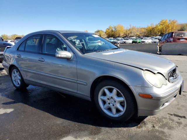 Photo 3 VIN: WDBRF81J14F538395 - MERCEDES-BENZ C 240 4MAT 