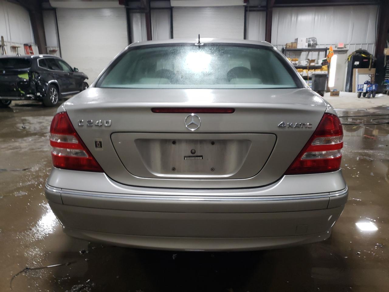 Photo 5 VIN: WDBRF81J25F657378 - MERCEDES-BENZ C-KLASSE 