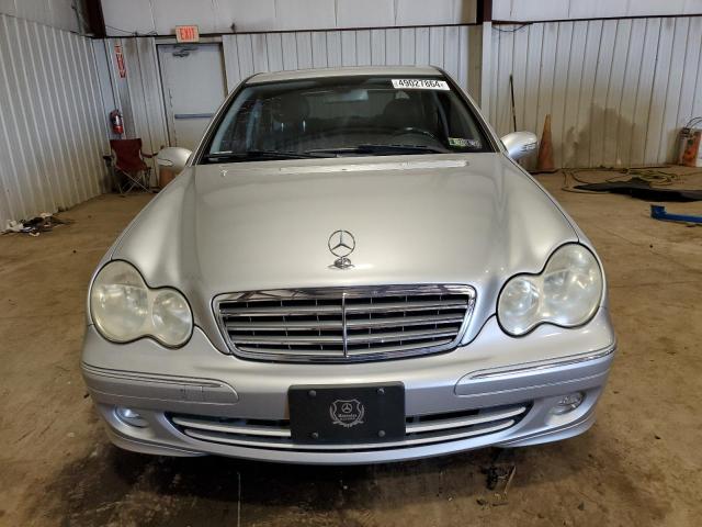 Photo 4 VIN: WDBRF81J25F692468 - MERCEDES-BENZ C-CLASS 