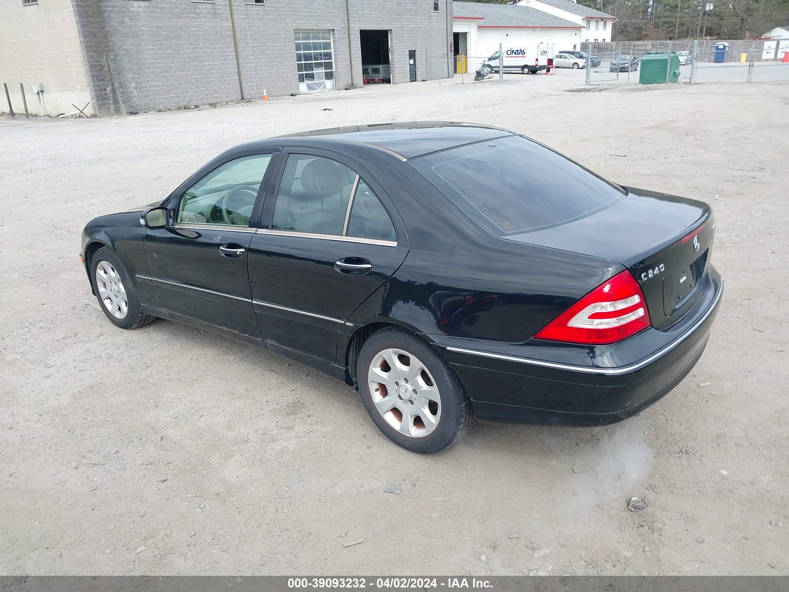 Photo 2 VIN: WDBRF81J75F628958 - MERCEDES-BENZ NULL 