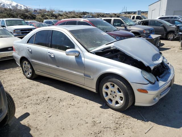 Photo 3 VIN: WDBRF81J75F655531 - MERCEDES-BENZ C 240 4MAT 