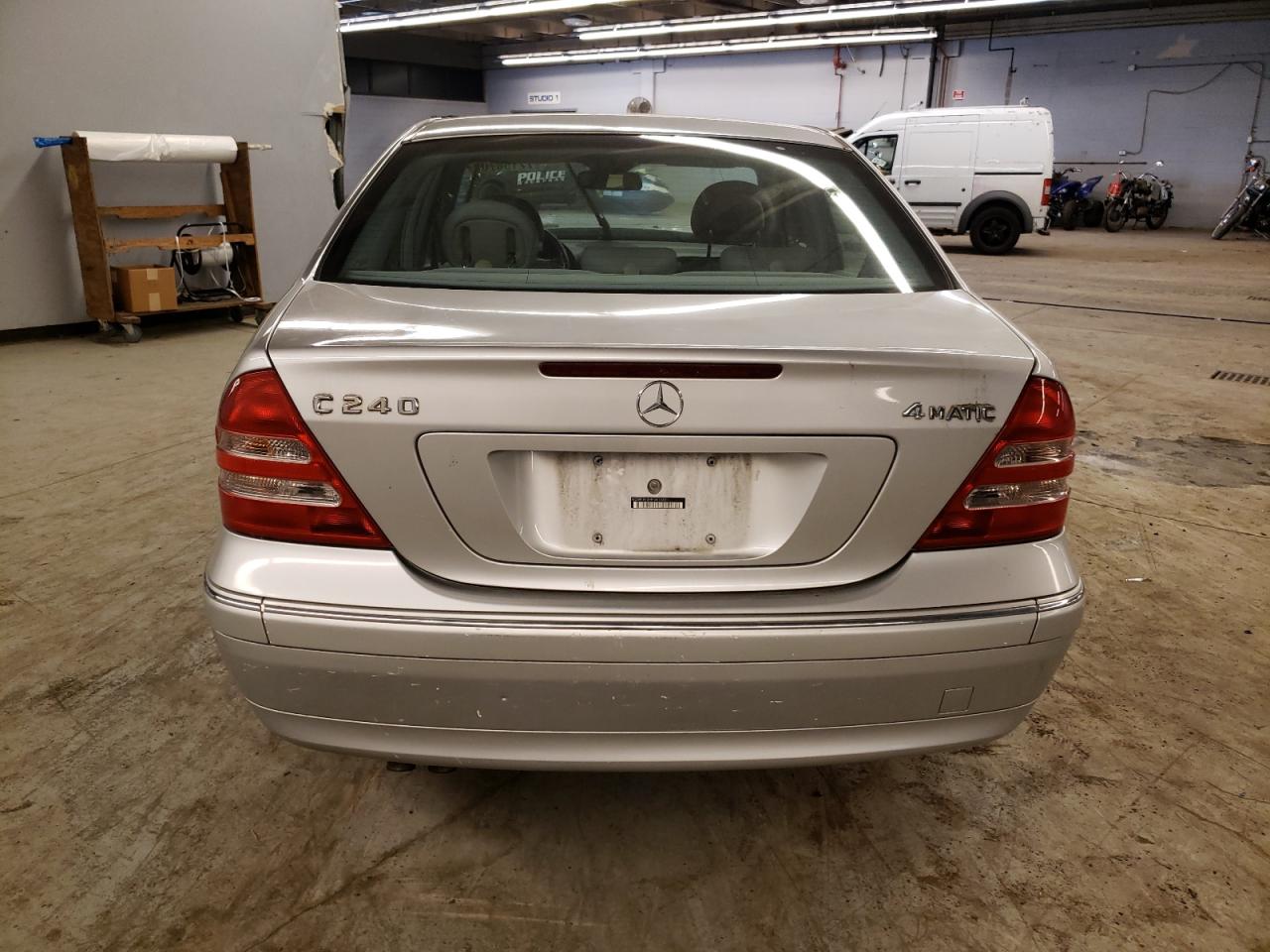 Photo 5 VIN: WDBRF81J84F541522 - MERCEDES-BENZ C-KLASSE 