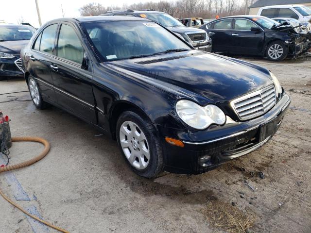 Photo 3 VIN: WDBRF81J85F637247 - MERCEDES-BENZ C-CLASS 