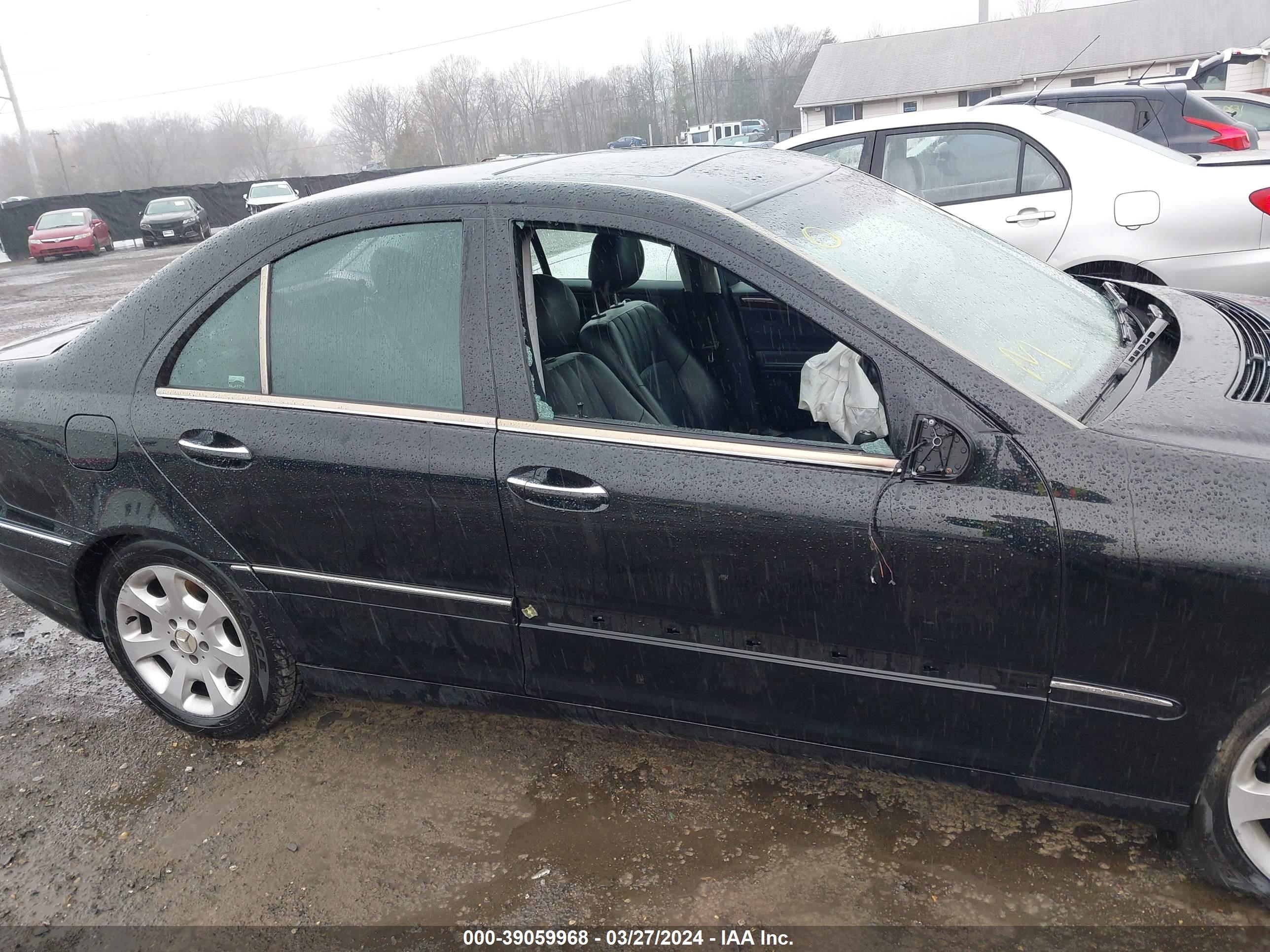 Photo 12 VIN: WDBRF81J85F643162 - MERCEDES-BENZ NULL 