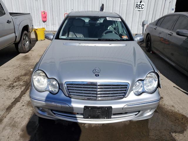 Photo 4 VIN: WDBRF84J05F660968 - MERCEDES-BENZ C-CLASS 