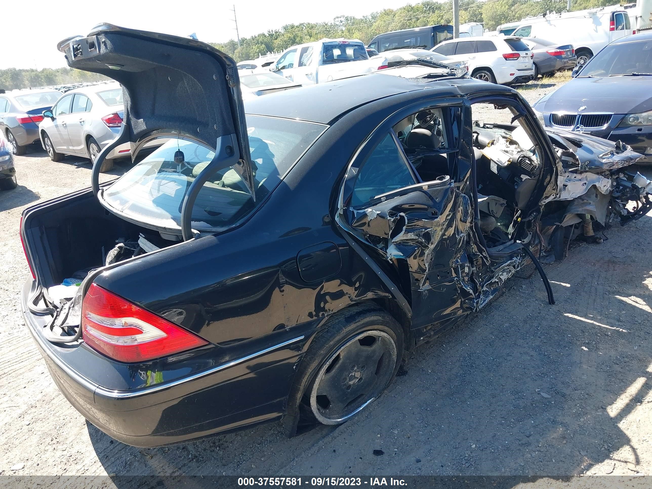 Photo 3 VIN: WDBRF84J15F585245 - MERCEDES-BENZ C-KLASSE 