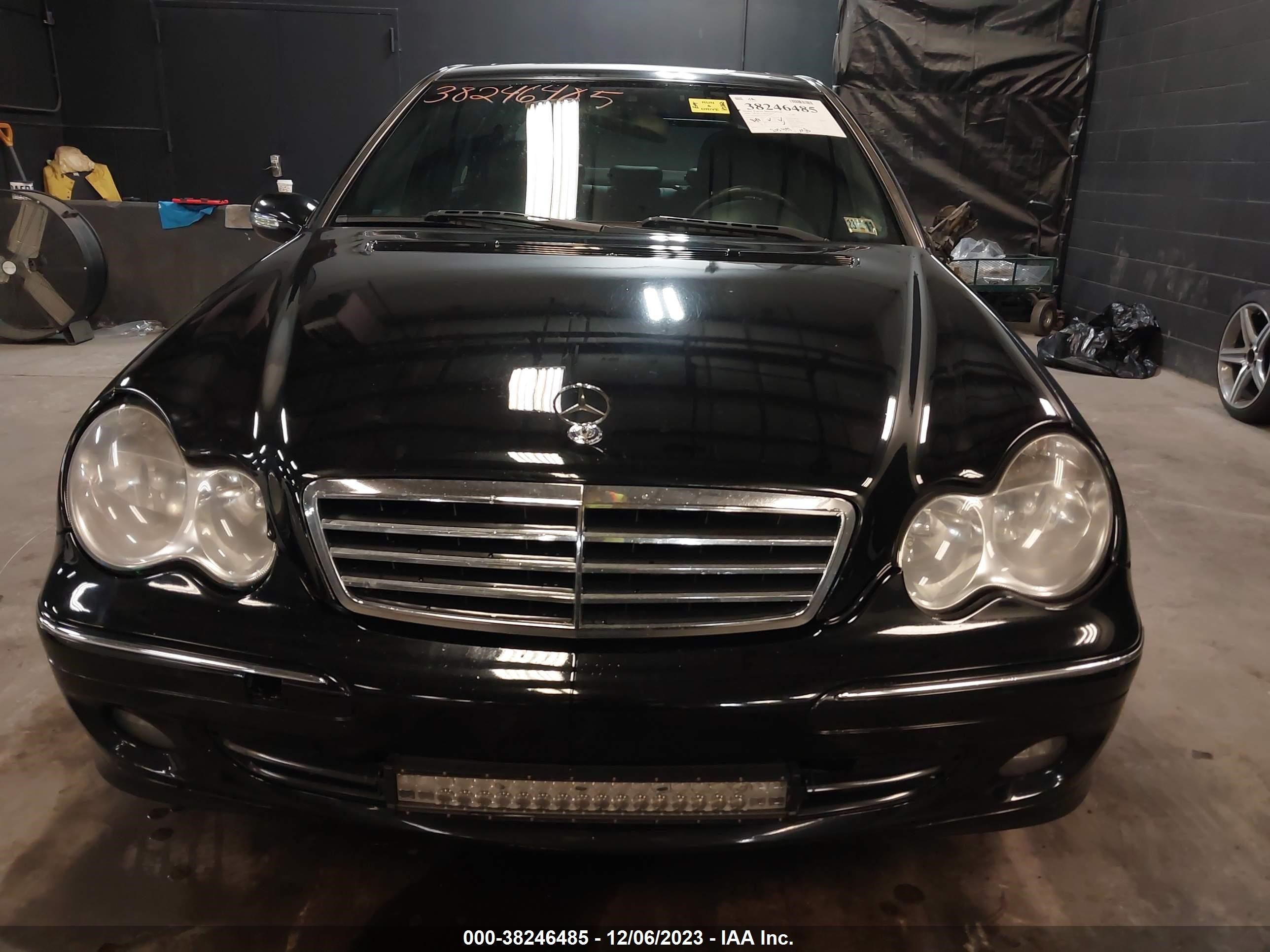 Photo 12 VIN: WDBRF92H16F764599 - MERCEDES-BENZ C-KLASSE 