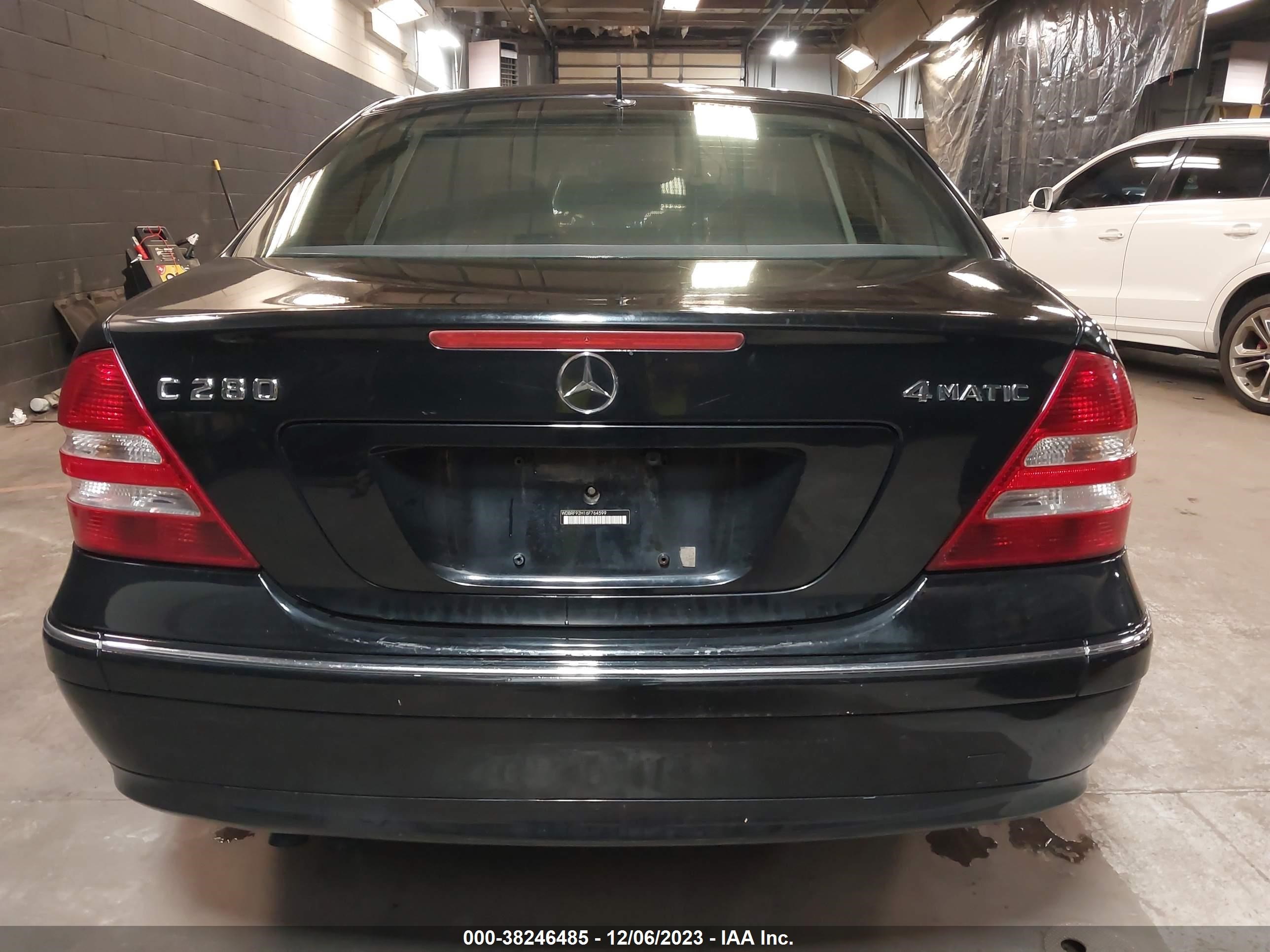 Photo 16 VIN: WDBRF92H16F764599 - MERCEDES-BENZ C-KLASSE 