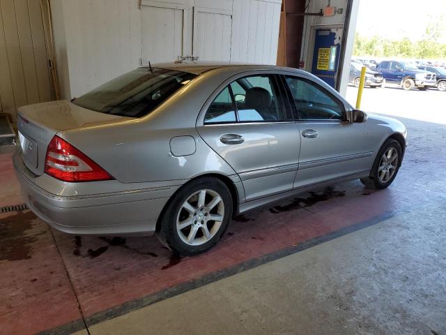 Photo 2 VIN: WDBRF92H37F894417 - MERCEDES-BENZ C-CLASS 