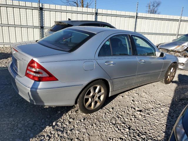 Photo 2 VIN: WDBRF92H57F910570 - MERCEDES-BENZ C-CLASS 