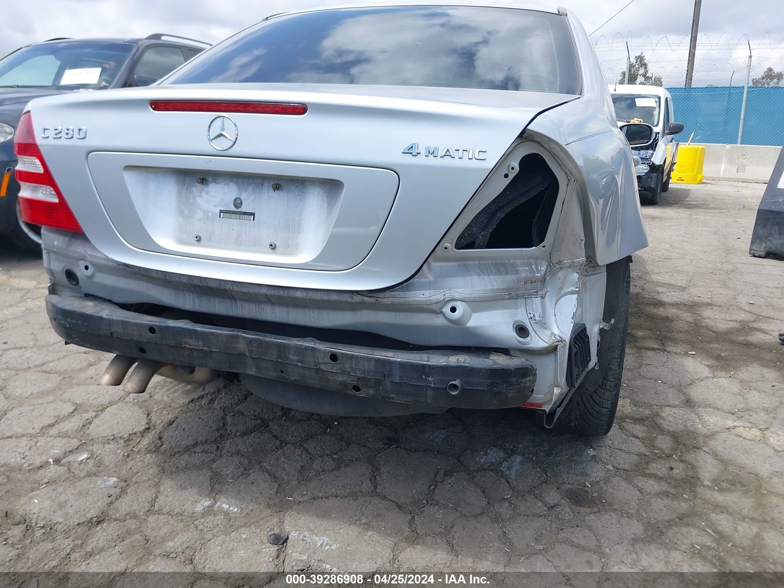 Photo 5 VIN: WDBRF92H87F886474 - MERCEDES-BENZ NULL 