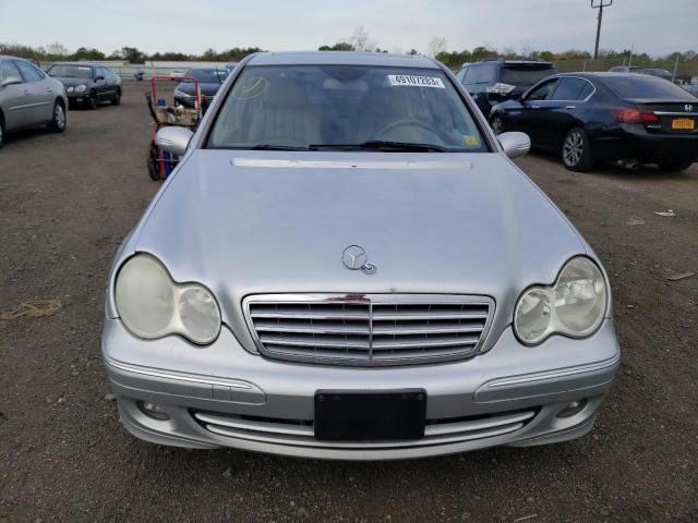 Photo 4 VIN: WDBRF92H87F935446 - MERCEDES-BENZ C-CLASS 