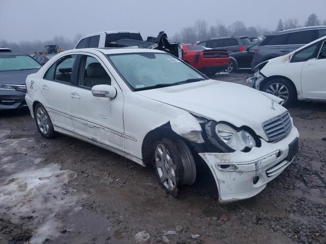 Photo 3 VIN: WDBRF92HX6F768196 - MERCEDES-BENZ C-CLASS 